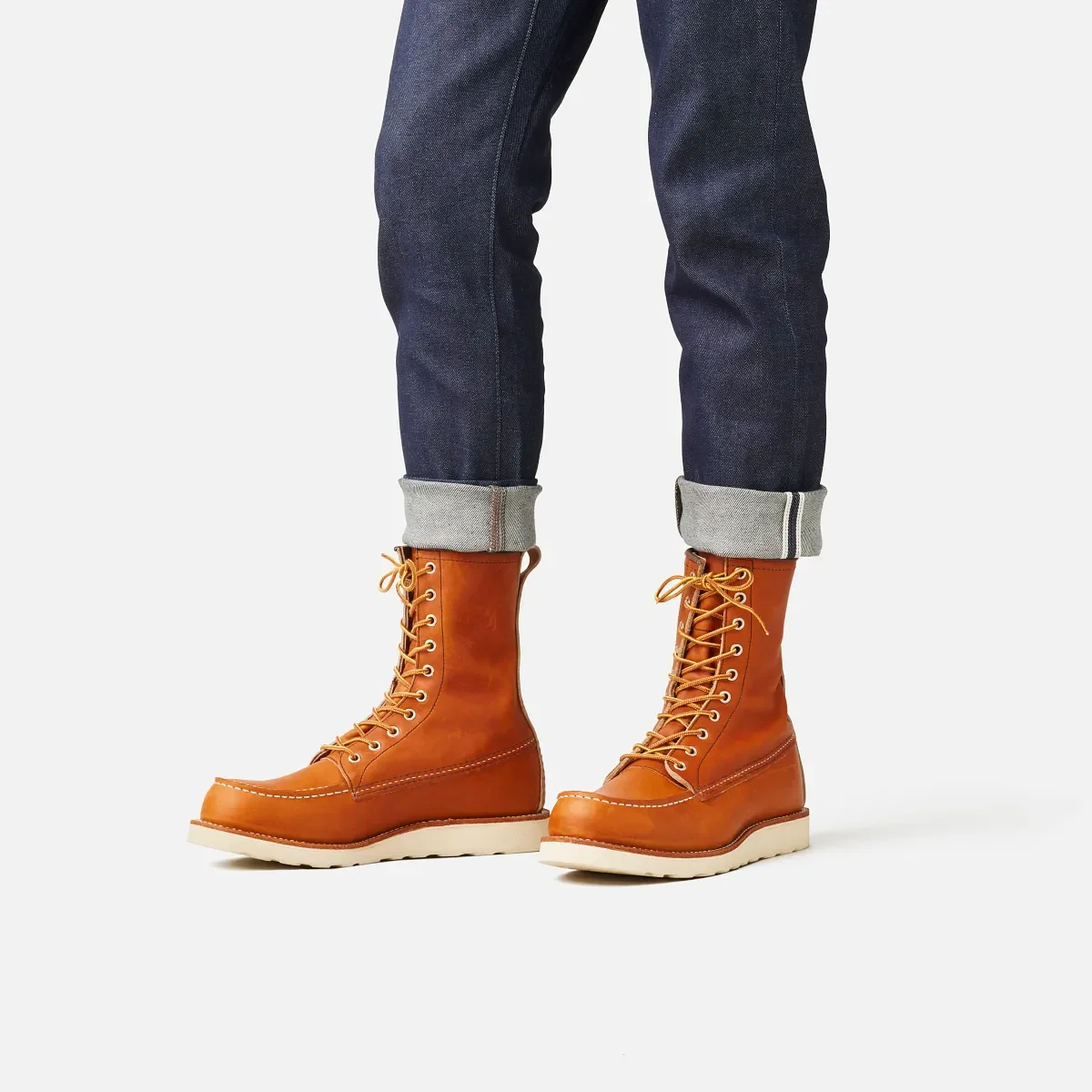 8-inch Classic Moc® Men's 8-Inch Boot in Oro Legacy Leather