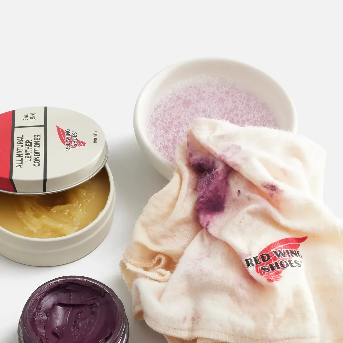 Boot Care Cloths Leather Care Product - Clean, Condition, Protect