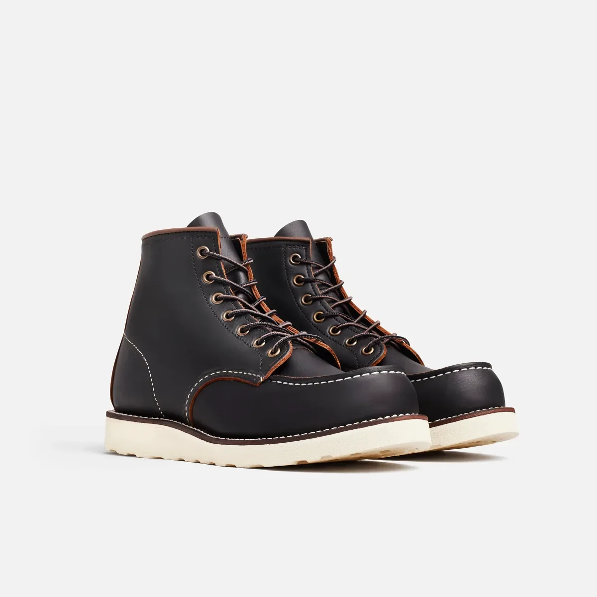 Classic Moc® Men's 6-Inch Boot in Black Prairie Leather
