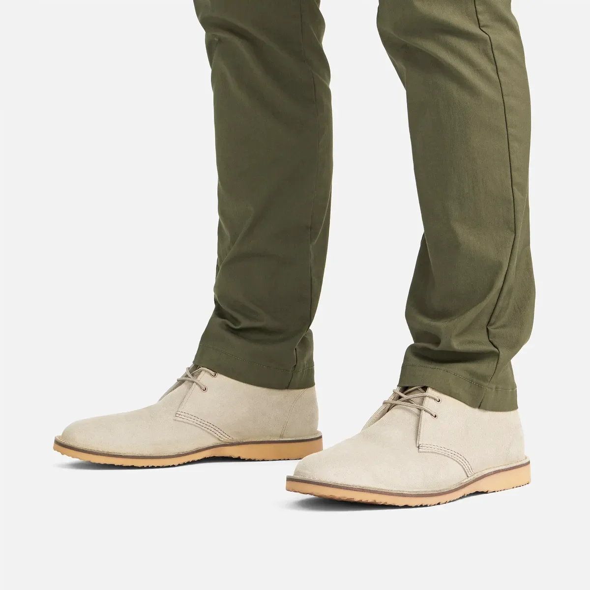 Weekender Chukka Men's Chukka in White Sand Mohave Leather